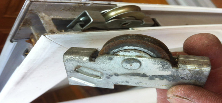 screen door roller repair in Poway
